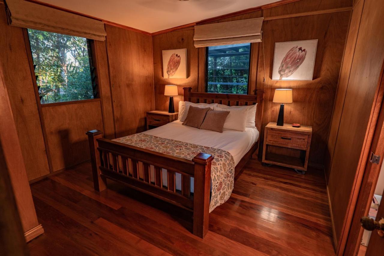 Whispering Valley Cottage Retreat Малени Екстериор снимка
