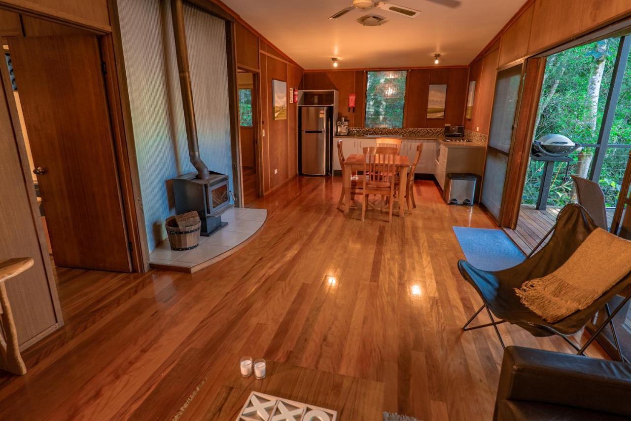 Whispering Valley Cottage Retreat Малени Екстериор снимка