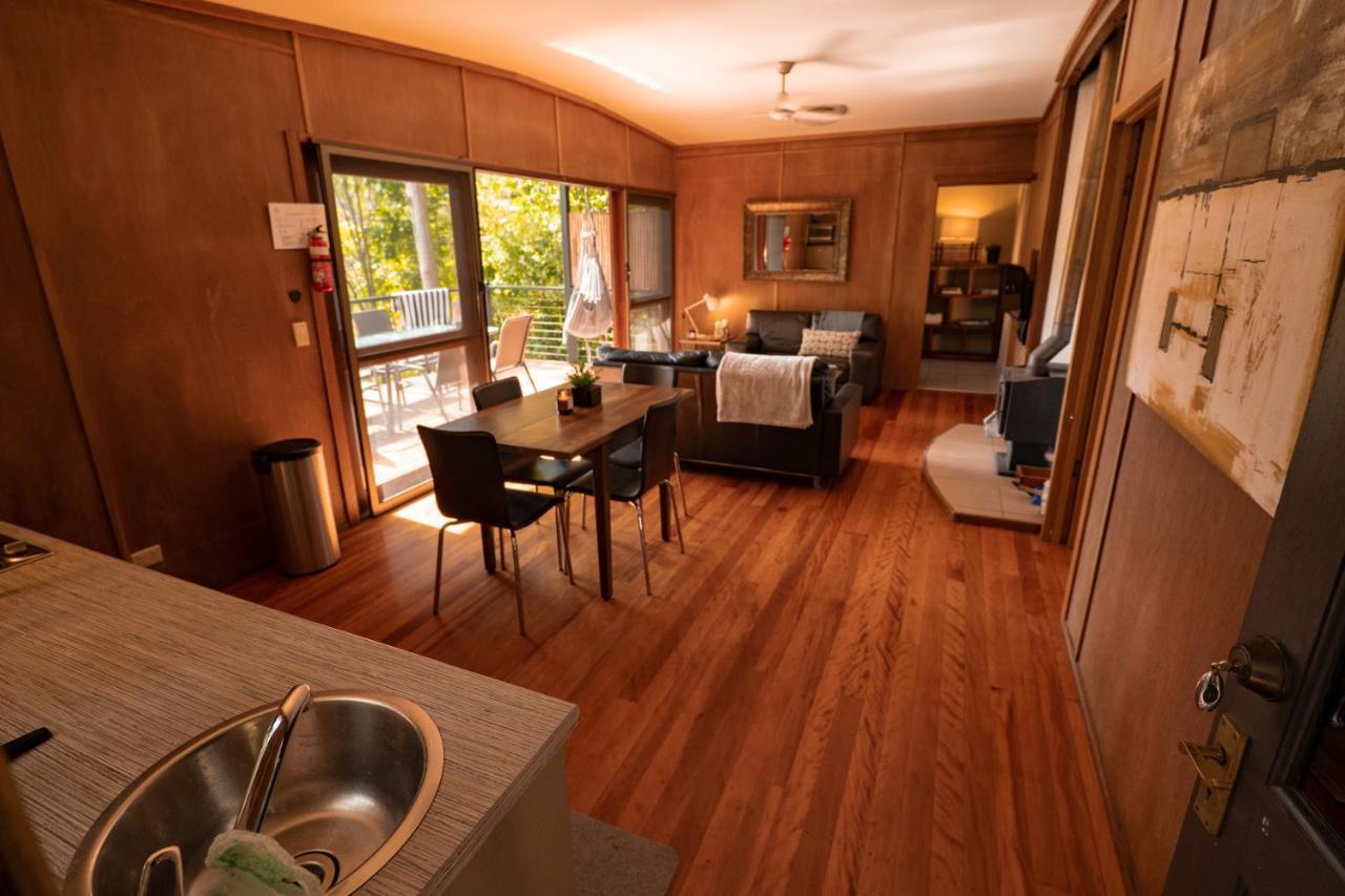 Whispering Valley Cottage Retreat Малени Екстериор снимка