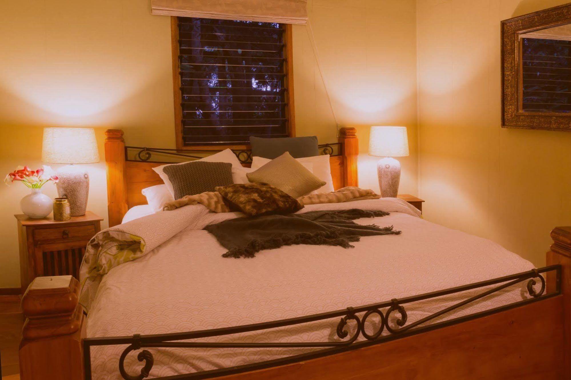 Whispering Valley Cottage Retreat Малени Екстериор снимка